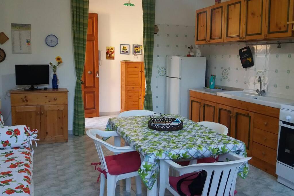 Villa Casa Catalogna , Vicino Al Centro Storico. à Lipari  Extérieur photo