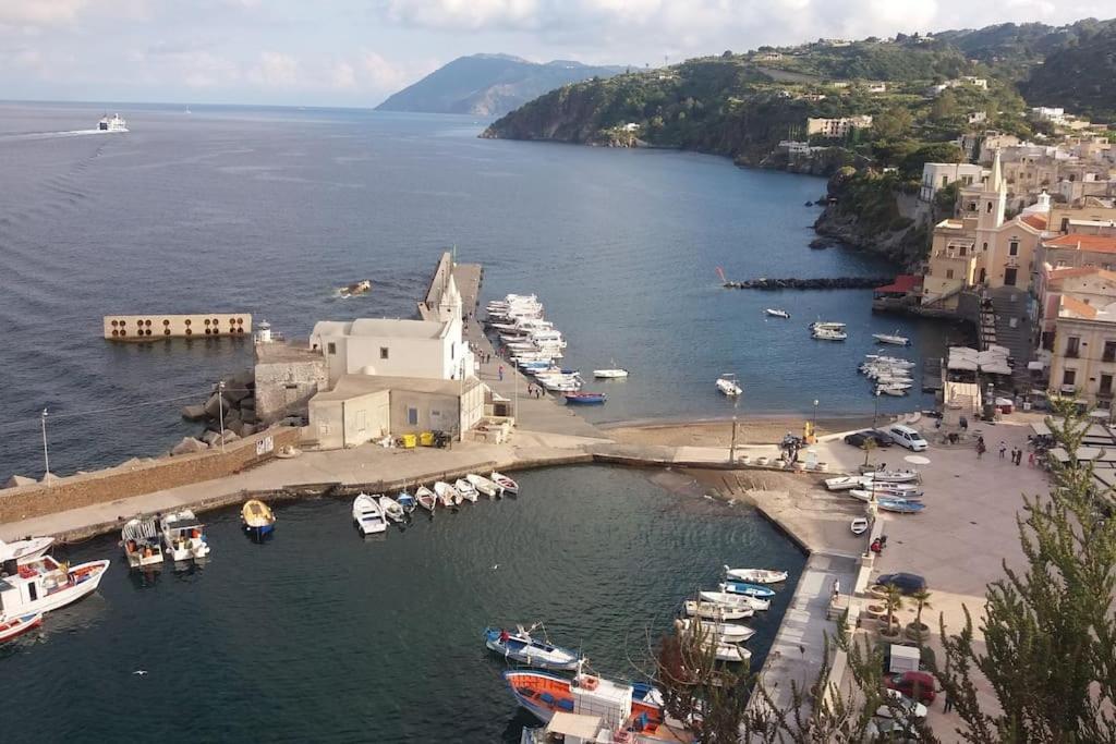 Villa Casa Catalogna , Vicino Al Centro Storico. à Lipari  Extérieur photo